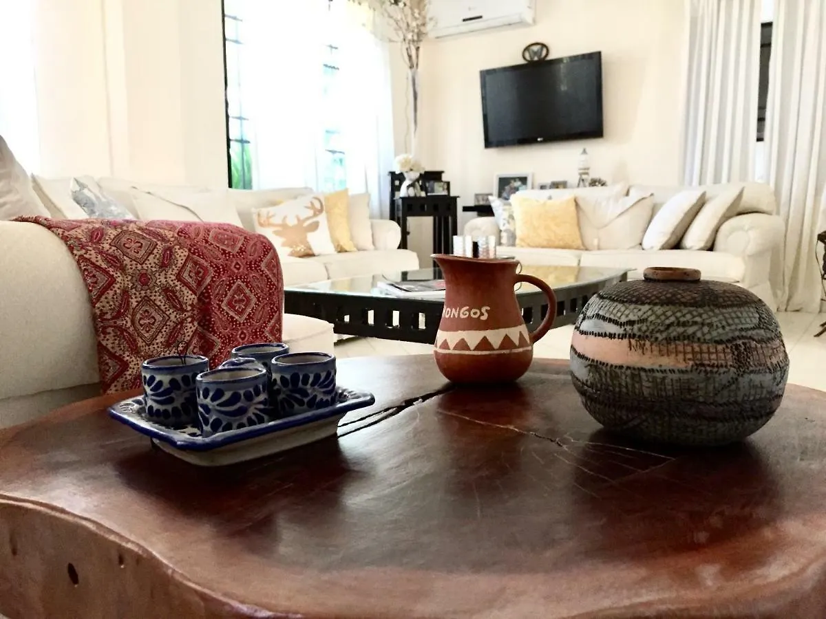 Casa Lara - Habitacion Cerca Del Mar - Homestay Cancun